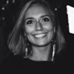 Meet your Posher, Desiree